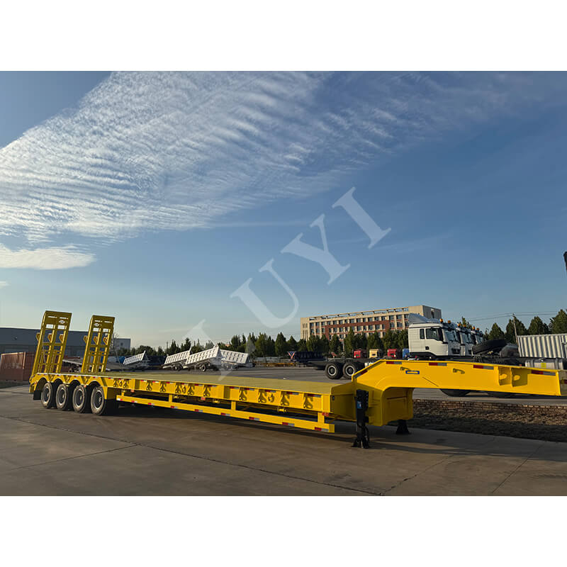 Focus on overseas markets! Luyi 4-axle gooseneck flatbed semi-trailers successfully delivered to South African customers
