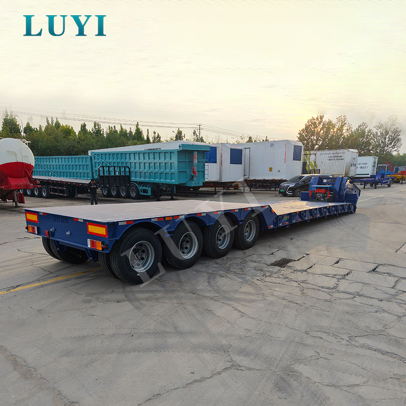 Empowering West African Infrastructure! Luyi's 4-axle low-bed semi-trailer successfully shipped to Burkina Faso