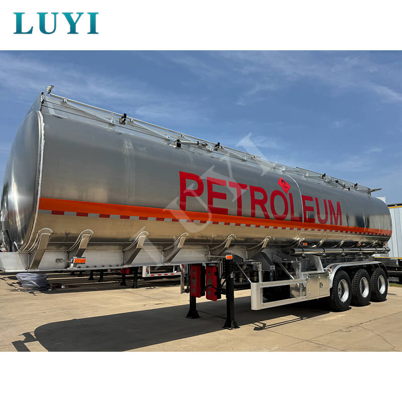 3-axle 40,000-liter oil tank semi-trailer shipped to Niger