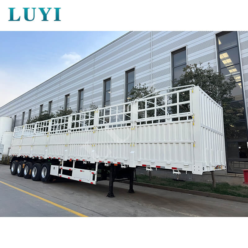 Deeply cultivating the overseas market! Togolese merchants visit Luyi Factory and confirm the intention to cooperate on 5-axle flatbed semi-trailers