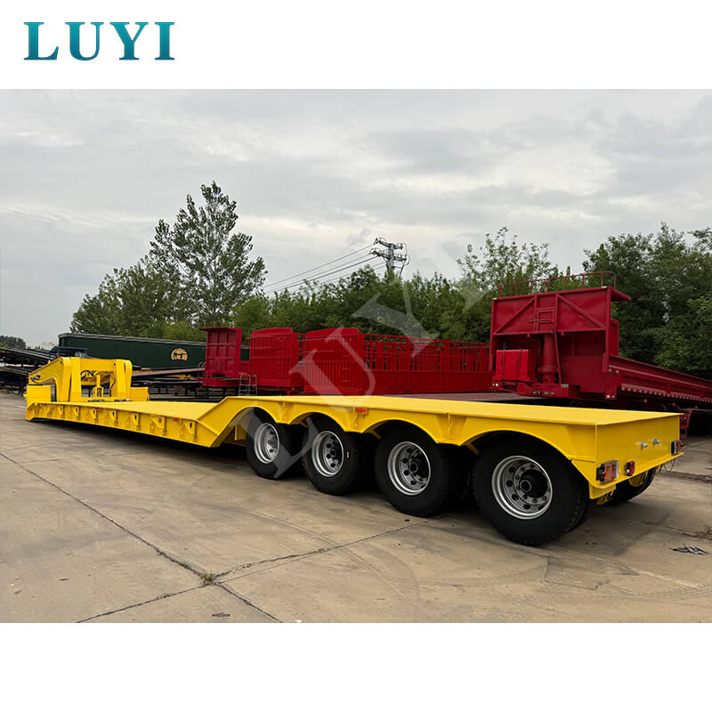 Luyi Factory Welcomes Zimbabwean Merchants, with 4-Axle Low-Flatbed Semi-Trailers Becoming the Focus of Cooperation