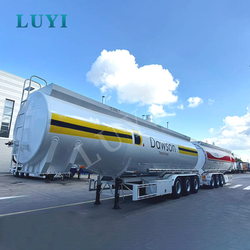 3-axle, 3-compartment 42,000-liter Diesel Oil Tank Semi-trailer