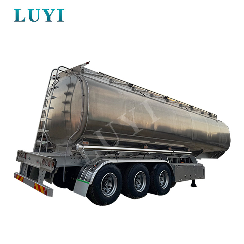 3 Axle 48,000-liter Three-axle Oil Tank Truck