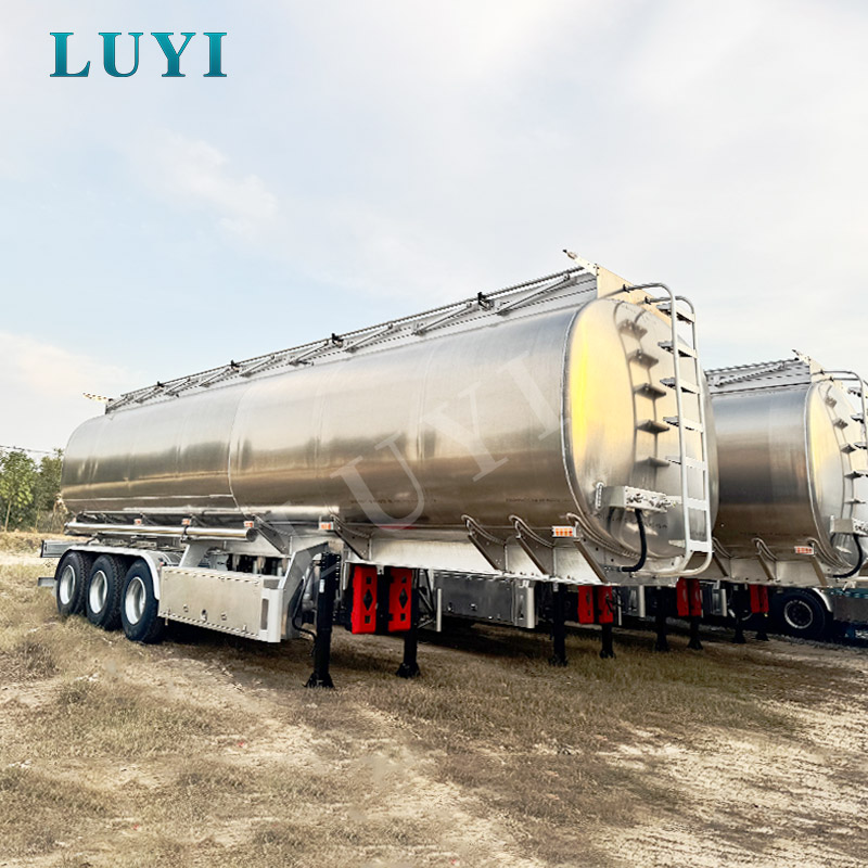 3 Axle 48,000-liter Three-axle Oil Tank Truck For sale