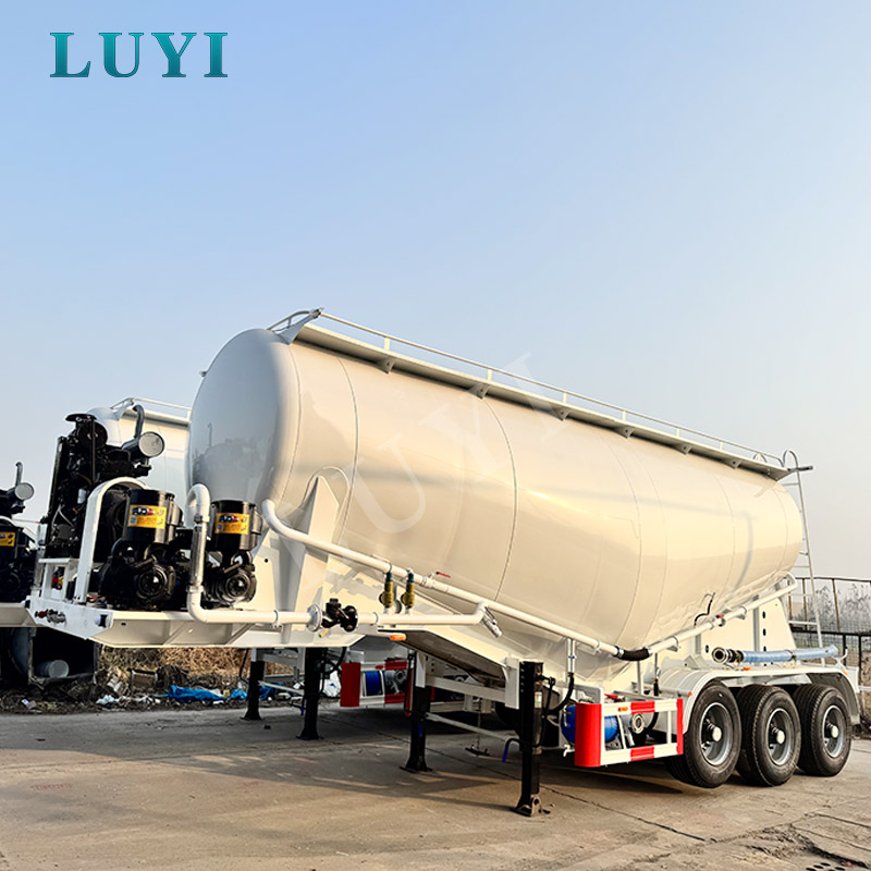 45-ton Semi-trailer With Air Compressor For Dry Powder Tanks