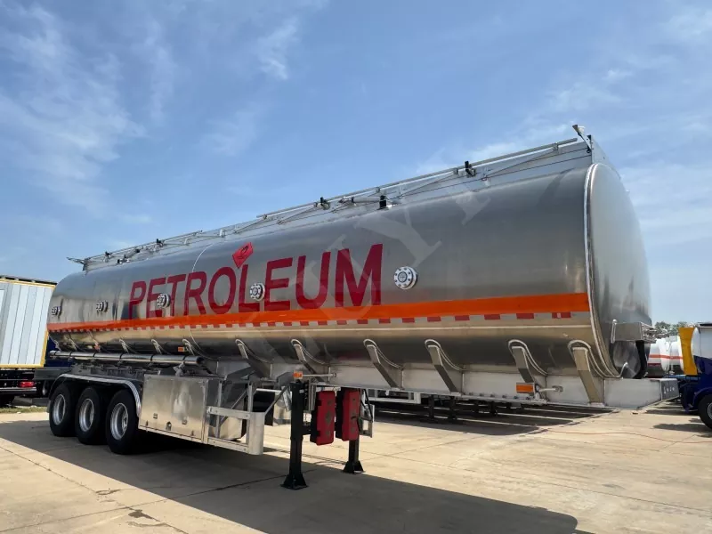Aluminum Alloy 3 Axle Liquefied Tanker