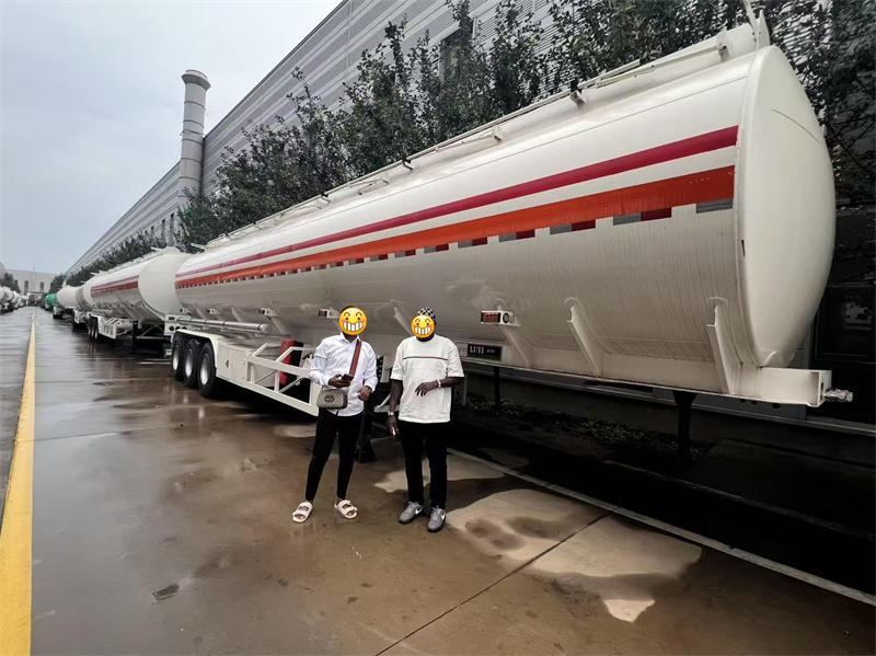 How LUYI Helped a Mozambique Fuel Logistics Client Improve Safe Regional Delivery with 2 Custom Tank Semi-Trailers