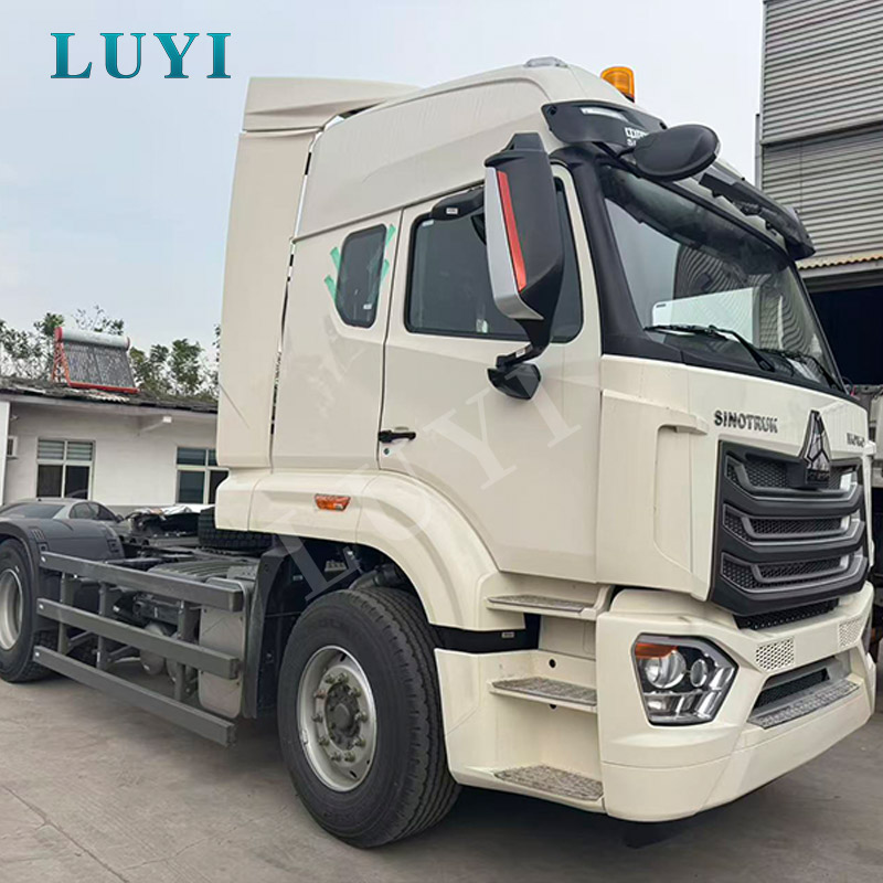 Howo NX 380 400 440 4x2 6X4 Trailer Truck