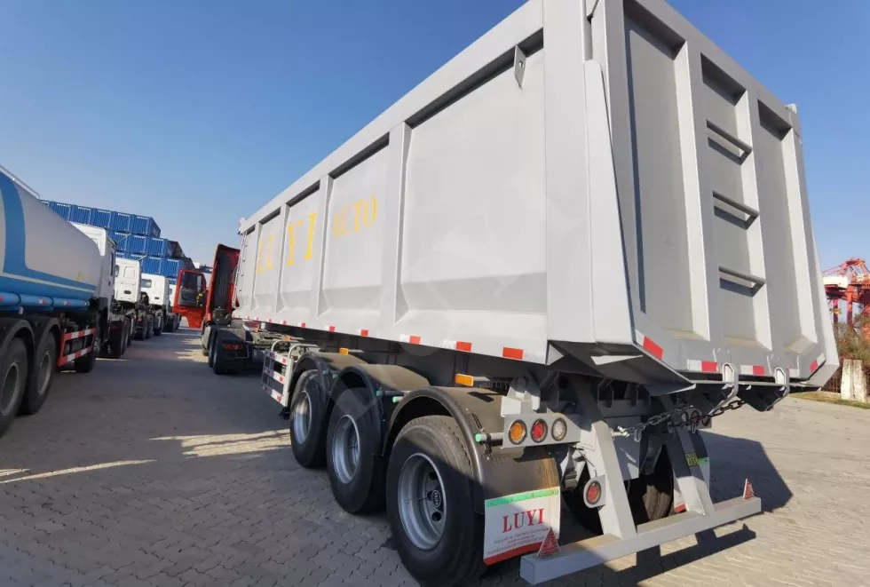 Transportation 80 Tons of Rear Tipping Semi-Trailer