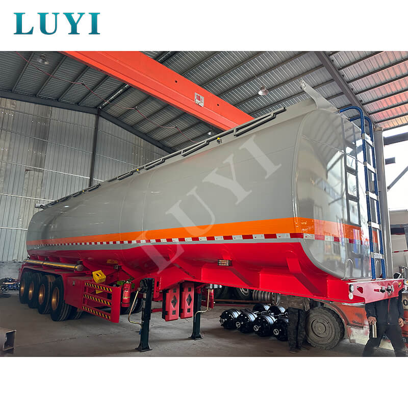 LUYI 4 axle 30 To 45 Cubic Meters, Customizable, Oil Tank Semi-trailer