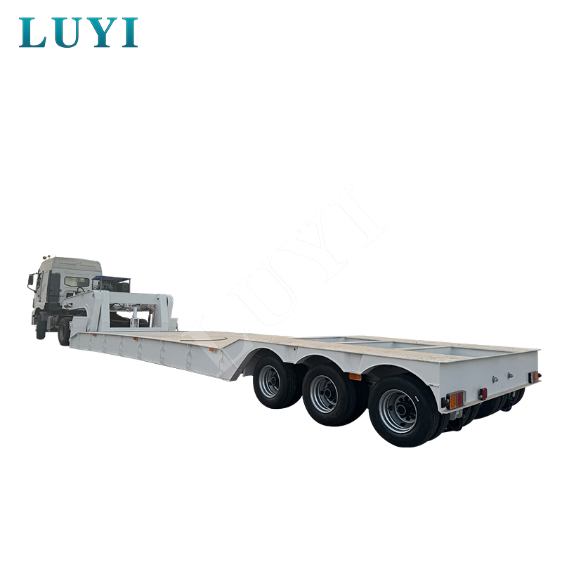 Three-axle six-shaft 60 ton folding gooseneck low-bed semi-trailer